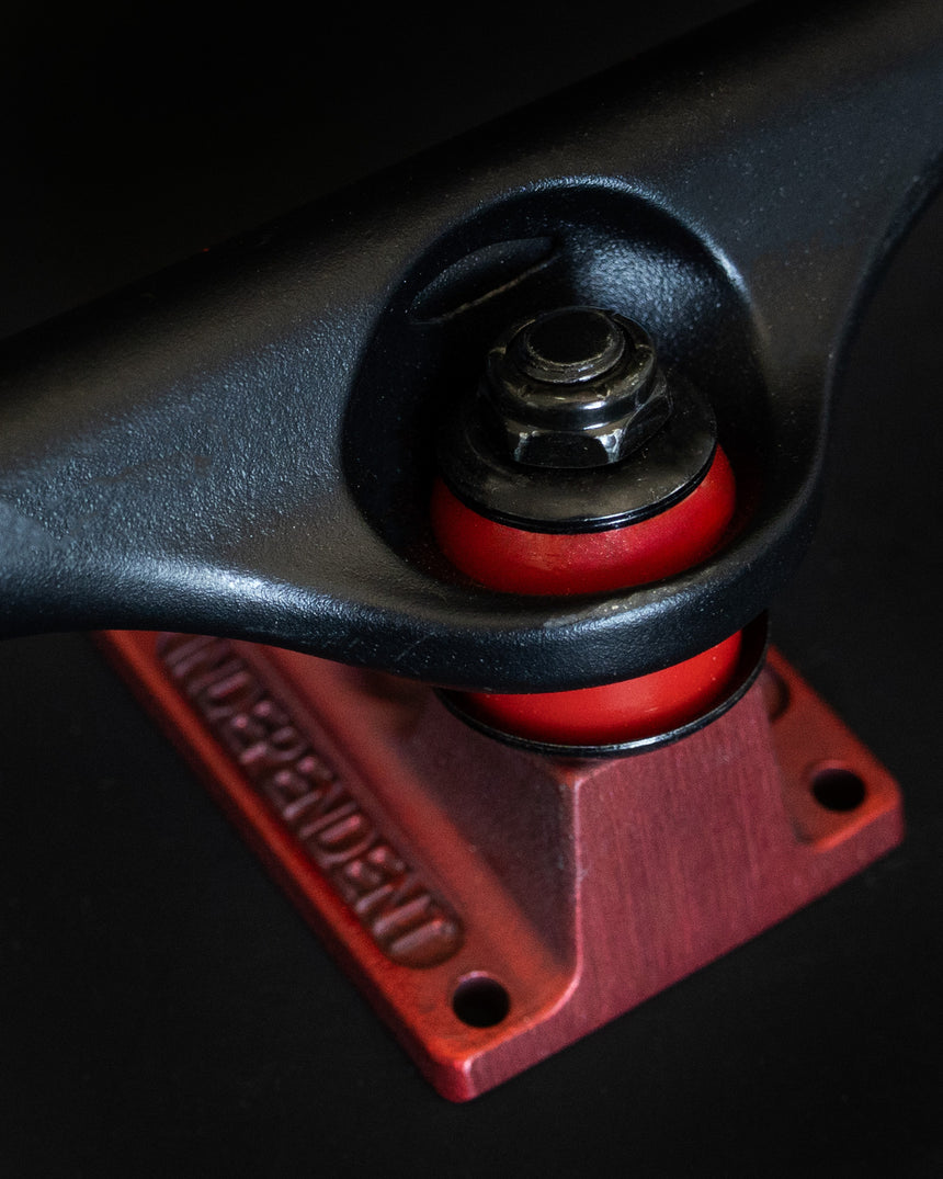 Independent Stage 11 Splatter Span Black Ano Red Skateboard Trucks