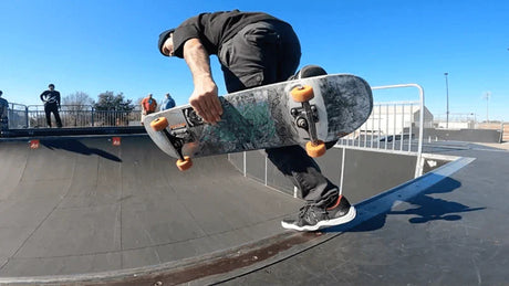 Alec Wallace backside boneless alliance skatepark grand prairie texas eS skateboarding game of skate